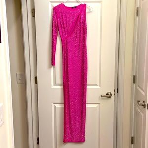 Worn 30 minutes for photo-shot